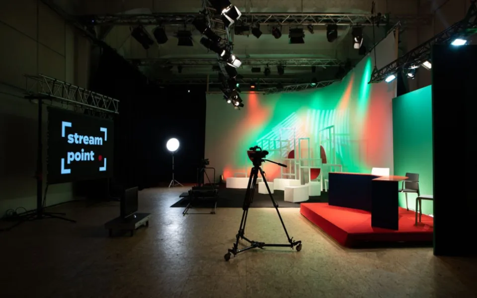 Bezpečný je jen online prostor, DEPO2015 vybudovalo streamovací studio pro veřejnost