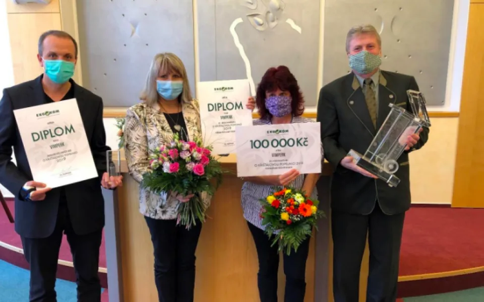 size3-16056962330172-2-trideni-jako-samozrejmost-jihocesky-vimperk-ovladl-soutez-o-kristalovou-popelnici