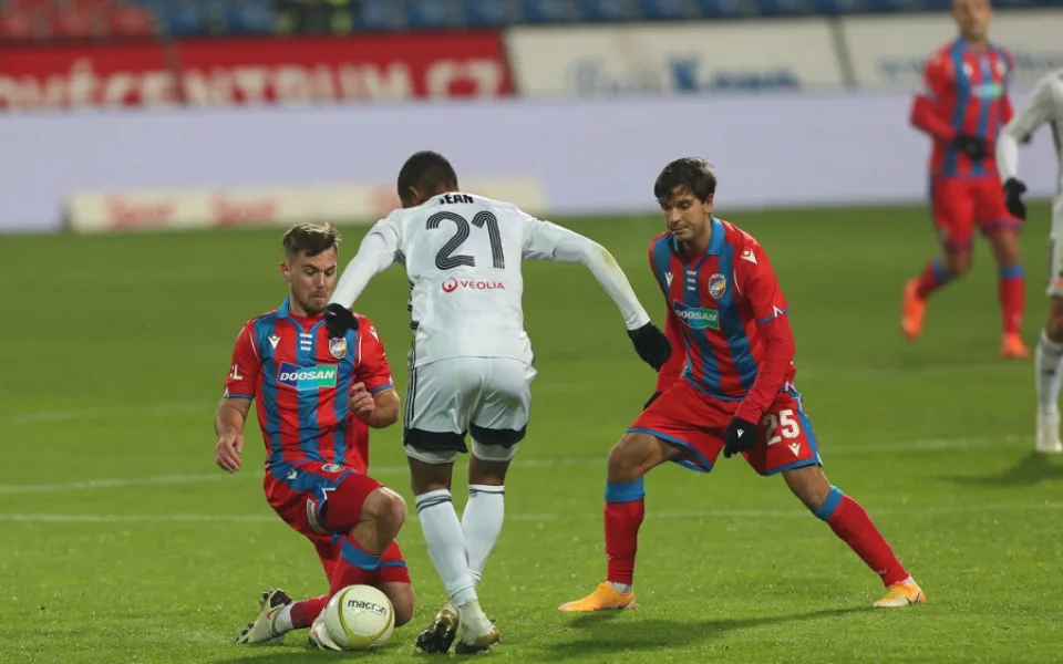 Viktorka se stále trápí, Karviná si z Plzně odvezla výhru 0:1