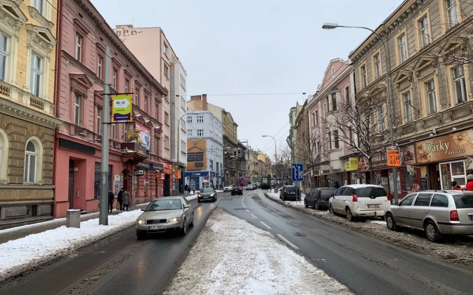 Americká třída bude do konce prázdnin bez automobilové dopravy, rozhodli o tom zastupitelé Plzně