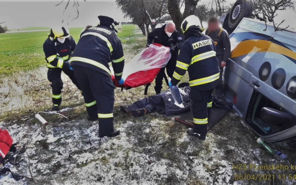 nehoda mezi Krásným Údolím a Víchovem