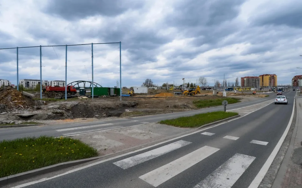 Parkoviště s kapacitou 318 míst začne Plzeň budovat na Borech