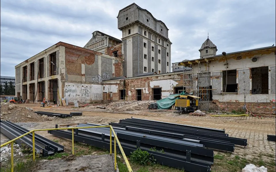 Staveniště v areálu TechTower