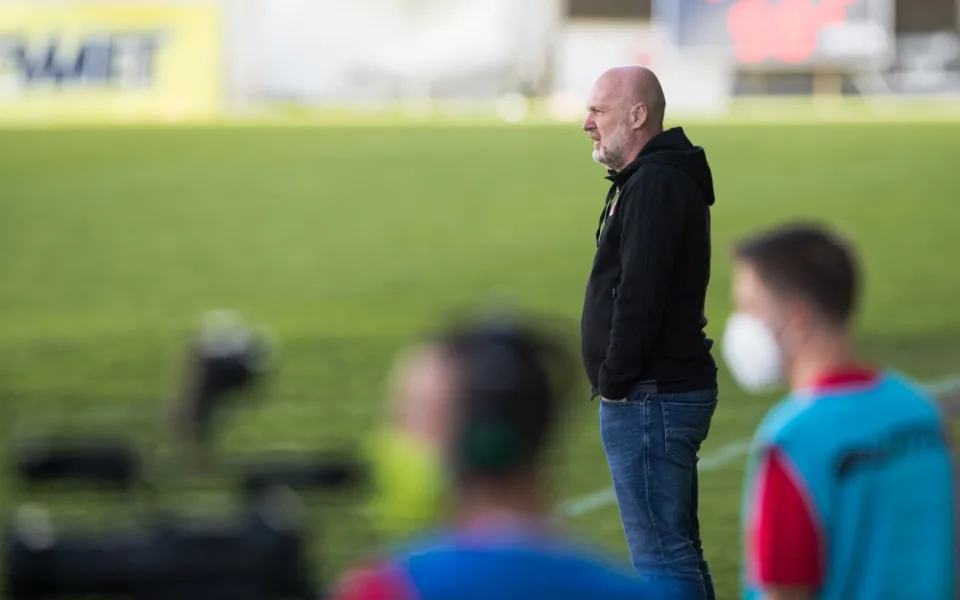 Bylo to od nás velmi špatné utkání, hodnotí debakl proti Pardubicím trenér viktoriánů Michal Bílek