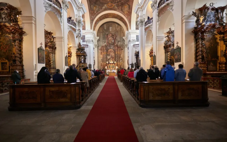 Po letech opět zazněla ve zrekonstruovaném jezuitském kostele mše