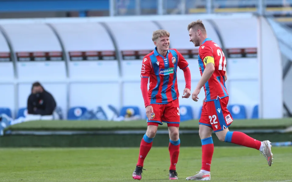 Viktoriáni si konečně spravili chuť, Baník rozstříleli 4:0
