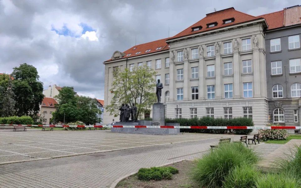 Během dvou dnů řešili policisté dvě výhružky o bombovém útoku