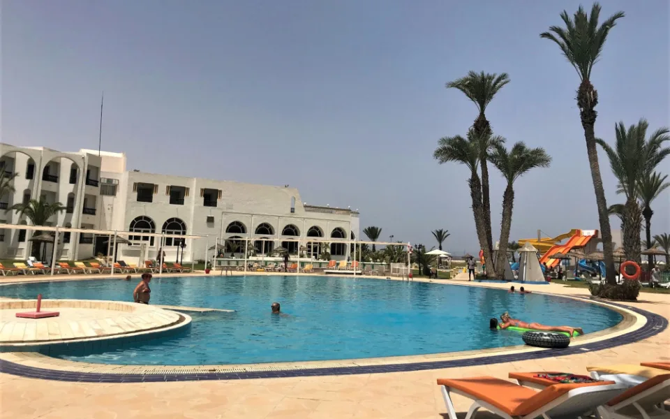 Z Tuniska sevřeného lockdownem se vrátili čeští turisté, odletu na dovolenou do rizikové země rozhodně nelitovali