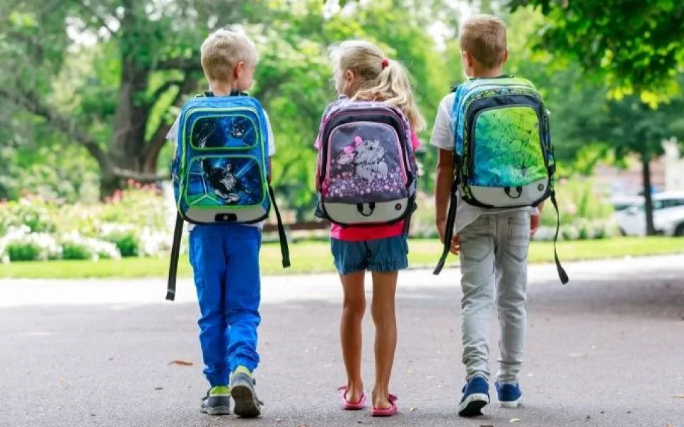 size3-size4-1637850461858-139-zvazili-jsme-skolni-batohy-tipy-na-lehke-ergonomicke-aktovky-nejen-k-vanocum