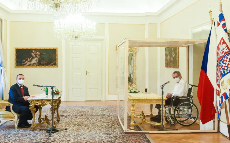 S prezidentem Zemanem jednal v Lánech plzeňský primátor Baxa, kandidát na post ministra kultury