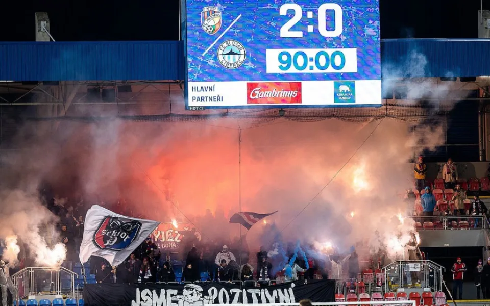 V posledním domácím utkání roku se viktoriánům podařilo vyhrát i udržet nulu