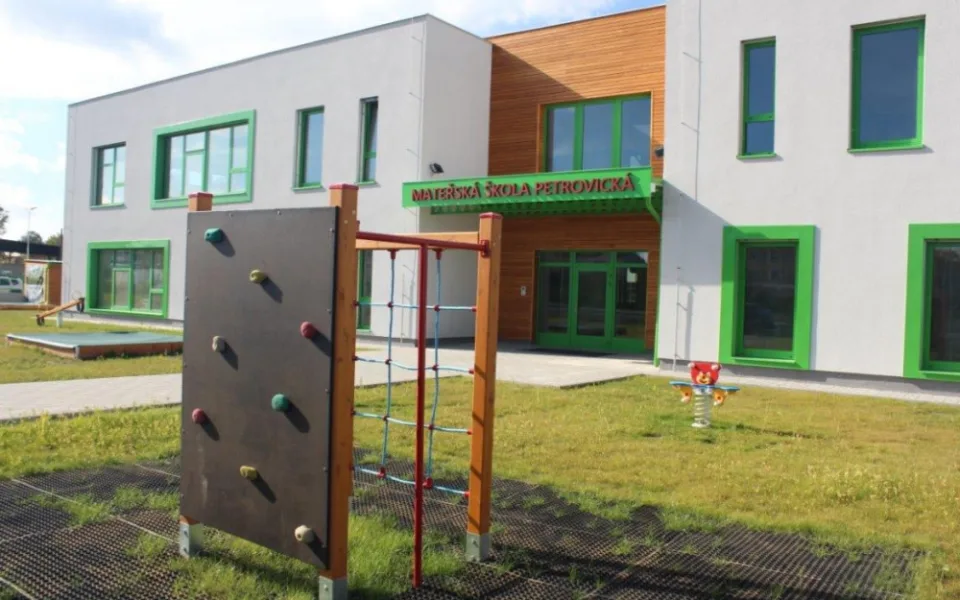 V areálu bývalých kasáren vznikla školka pro 75 dětí za 25 milionů korun