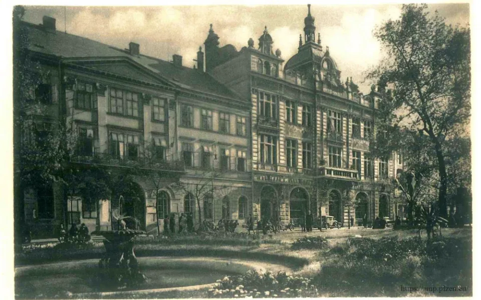 Měšťanská beseda kolem roku 1940, foto: Archiv města Plzně
