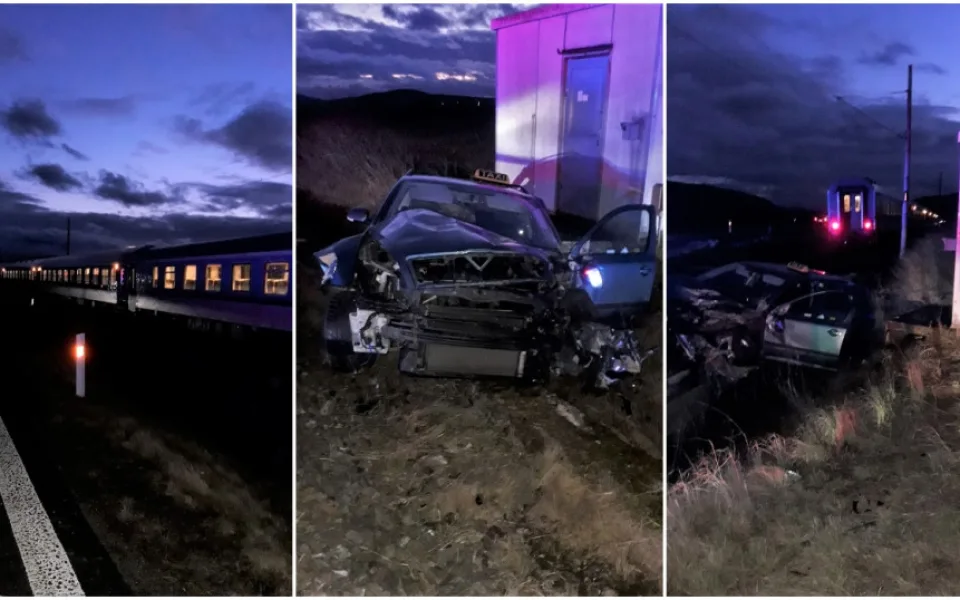 Zdrogovaný taxikář vletěl s autem rovnou pod vlak, tři lidé utrpěli zranění