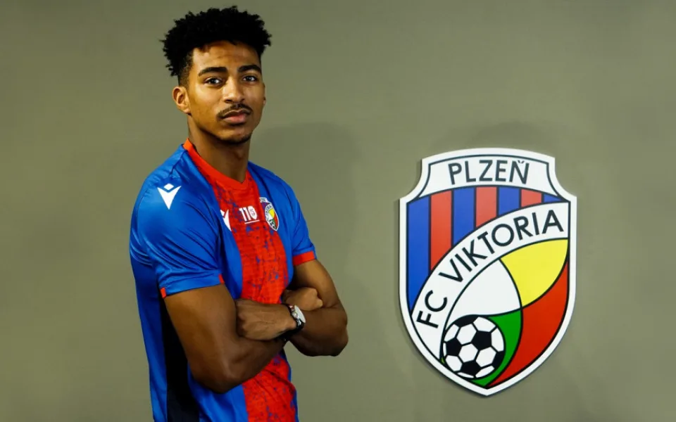 Viktorka získala další posilu do obrany, Brazilec Eduardo Santos bude v Plzni na půlročním hostování