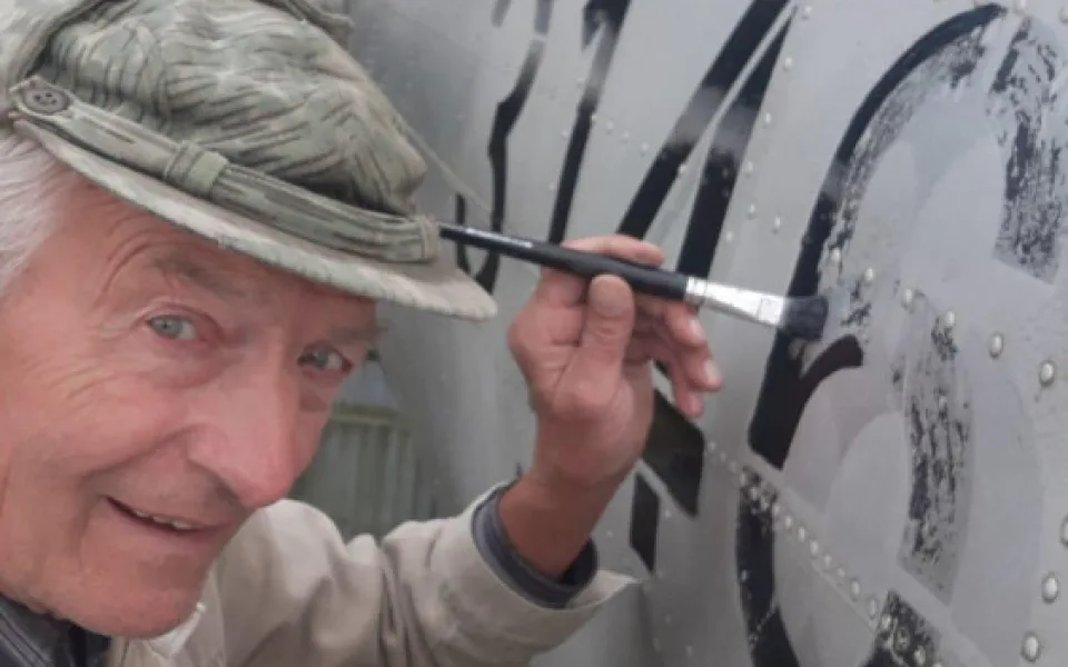 Zemřel milovník letadel, zakladatel Air Parku ve Zruči a legenda mezi sběrateli, Karel Tarantík nepřežil pád z lešení