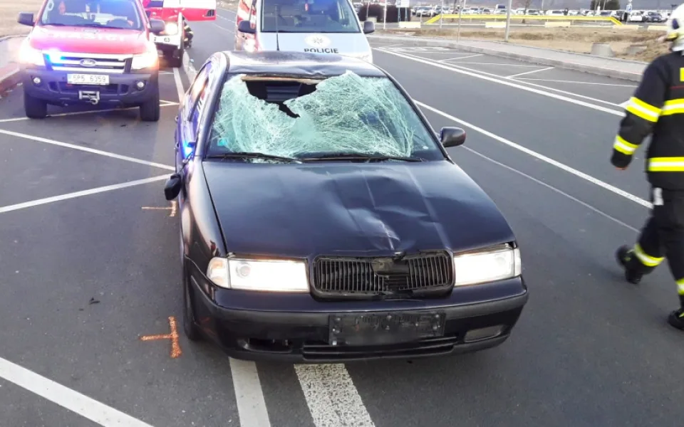 Takto dopadl po střetu s chodkyní automobil