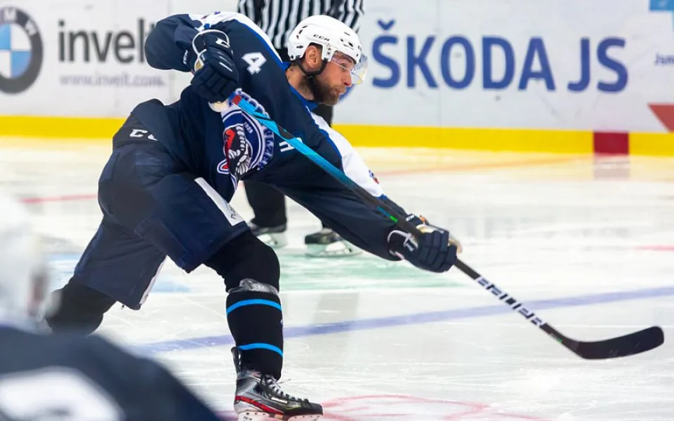 Hokejovou Plzeň po vyřazení v předkole opustí kapitán Kindl i útočníci Bulíř s Thorellem