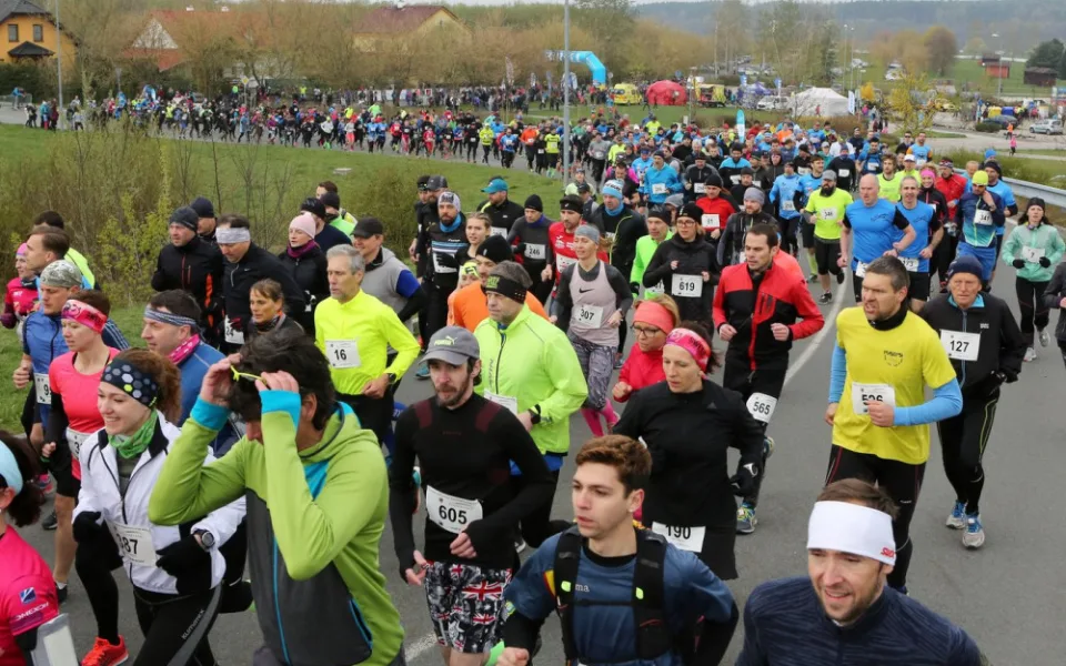 Krajský půlmaraton Plzeňského kraje se blíží! Sedmý ročník oblíbeného běžeckého závodu startuje 23. dubna