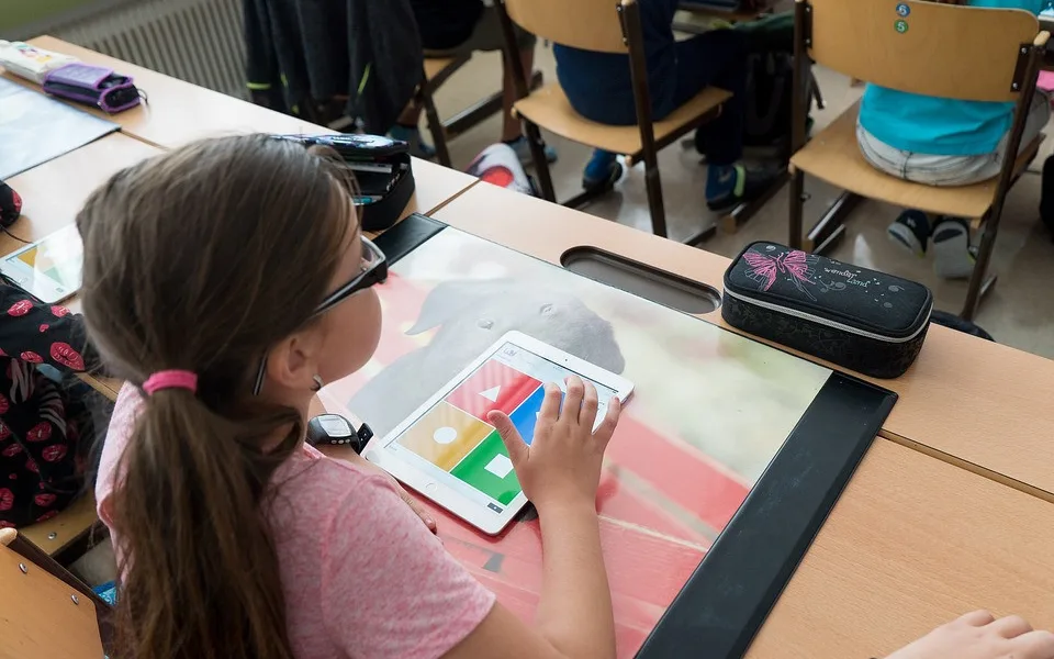Tisíce plzeňských dětí čekají zápisy, v dubnu do prvních tříd, v květnu do mateřinek