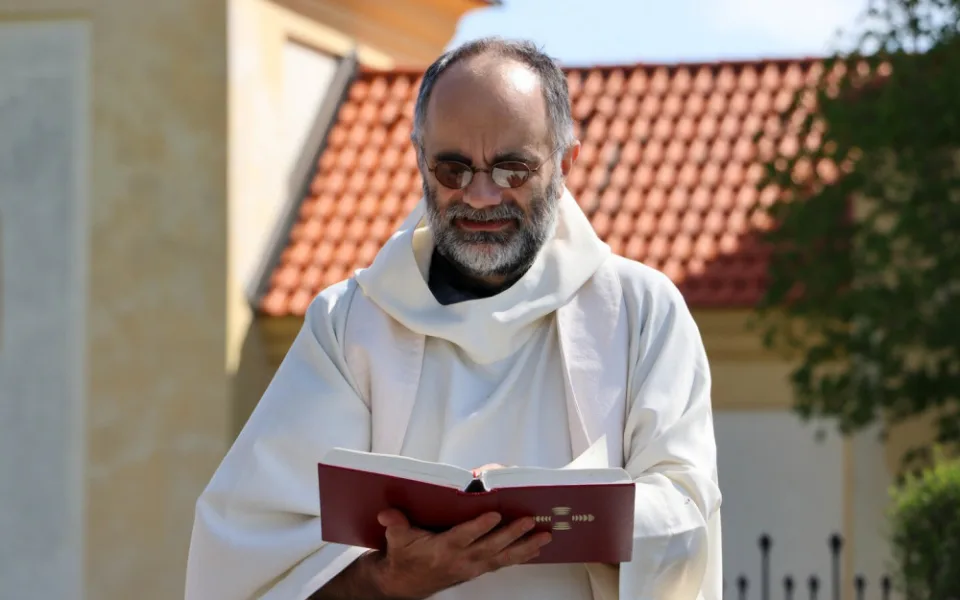 Generálním vikářem Diecéze Plzeňské se stane Petr Hruška, syn zakladatele slavné Meditační zahrady