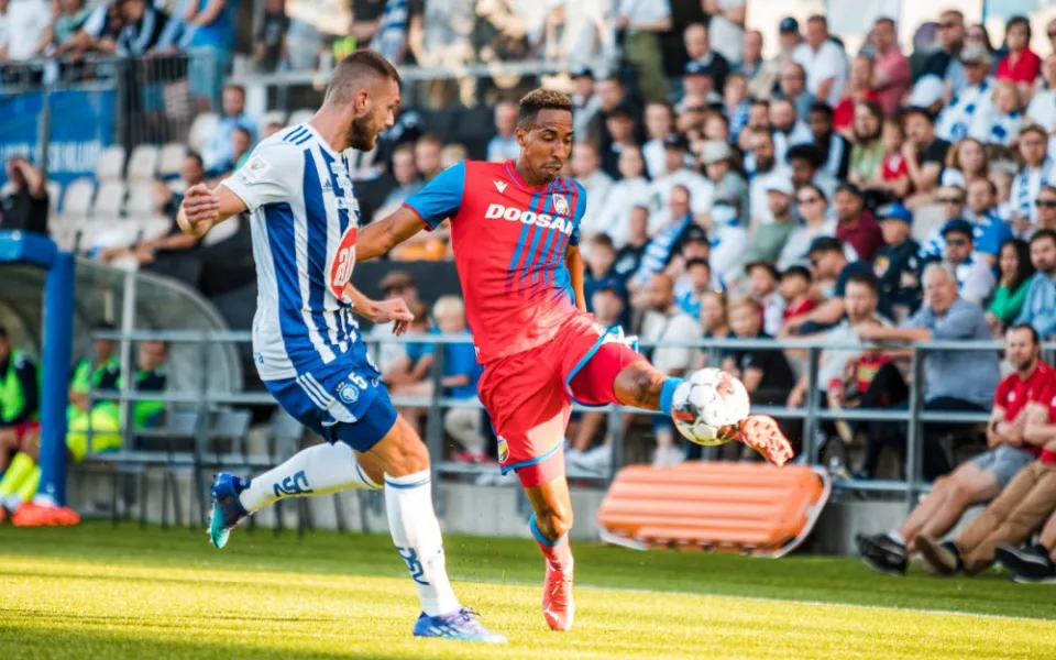 Skvělí viktoriáni vstoupili výhrou do 2. předkola Ligy mistrů. V Helsinkách vyhráli 2:1