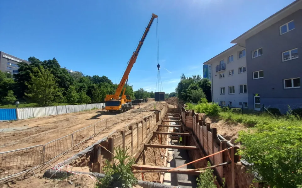 Rekonstrukce 412 metrů dlouhého úseku Roudenské sběrače se realizovala v hloubce v rozmezí čtyř až deseti metrů mezi ulicemi Pramenní a Bolevecká