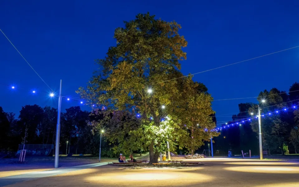 Park za OC Plaza prošel rozsáhlou proměnou za 46 milionů, nabízí sport, relax i kulturu