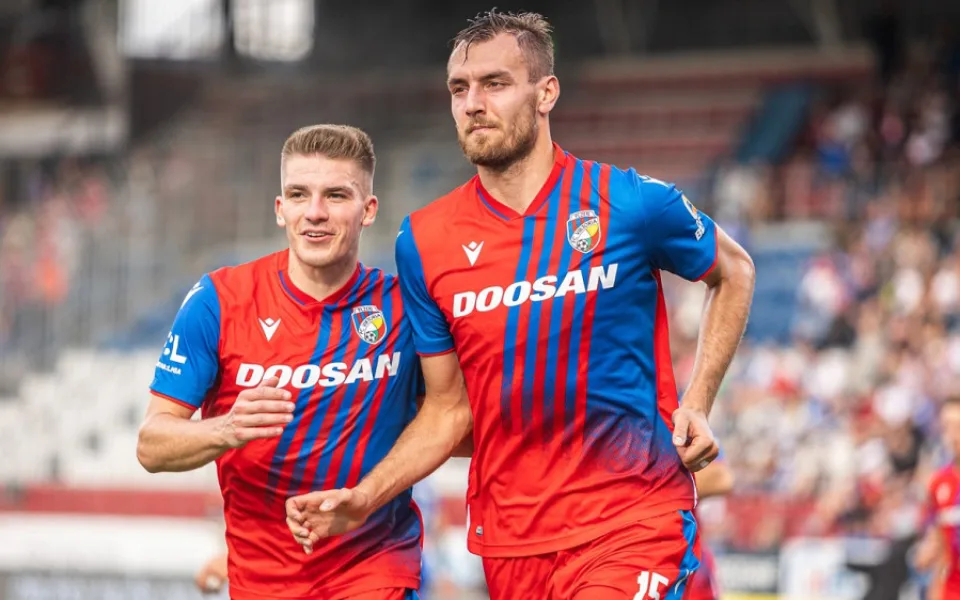 Fotbalisté Plzně porazili Olomouc 3:2 a dostávají se do čela tabulky