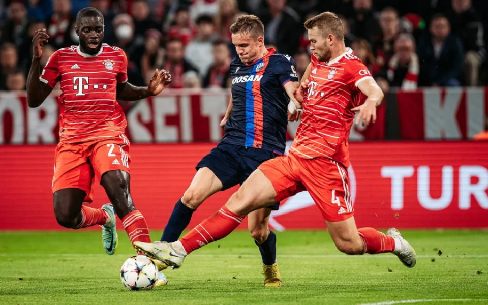 Plzeň odjíždí z Mnichova s výpraskem 5:0, jedná se o její třetí porážku v Lize mistrů