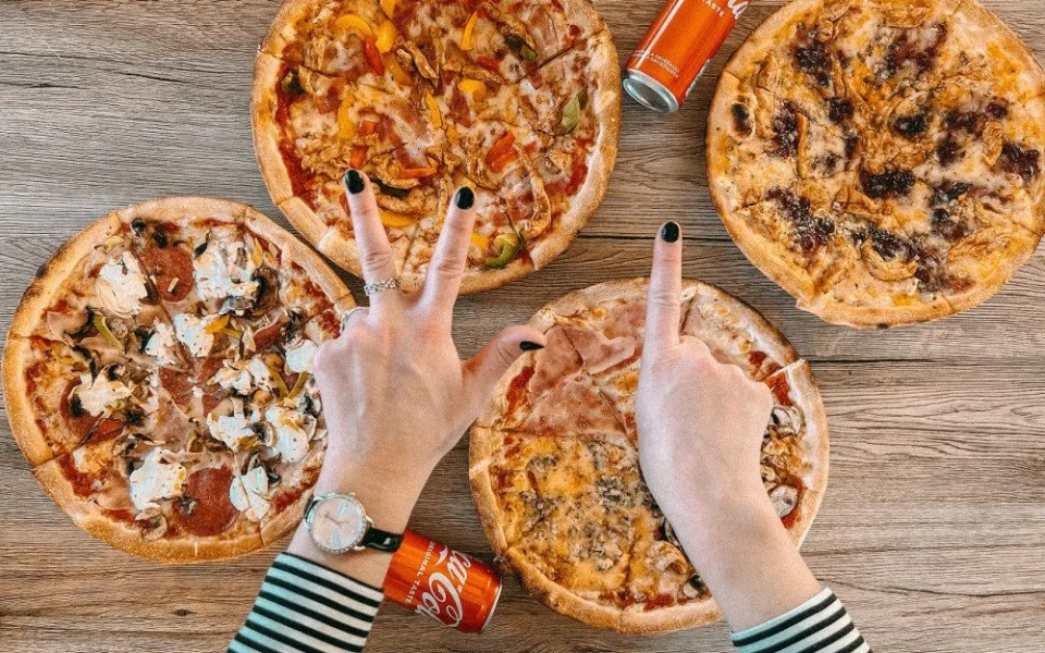 Stálice mezi plzeňskými rozvozci pizzy. Soutěžte s pizzou Bossi