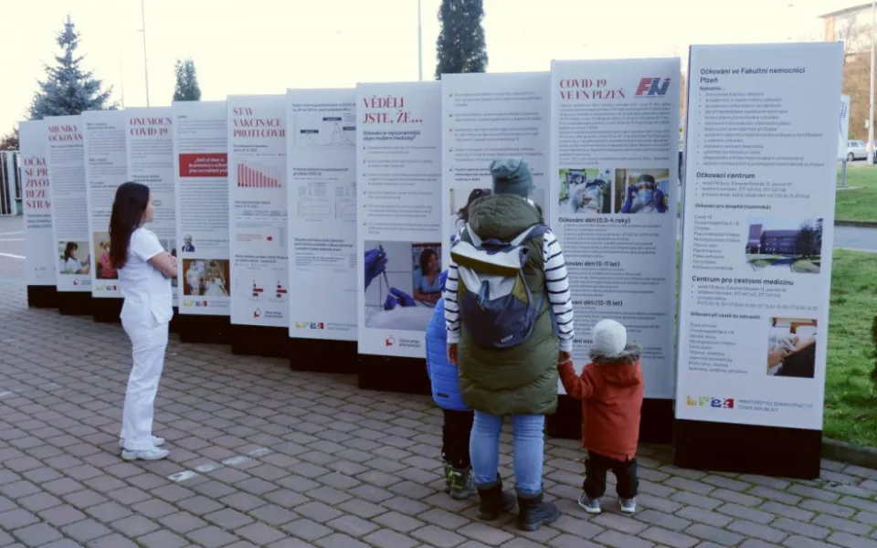 Putovní výstava má podpořit očkování veřejnosti proti onemocnění covid -19