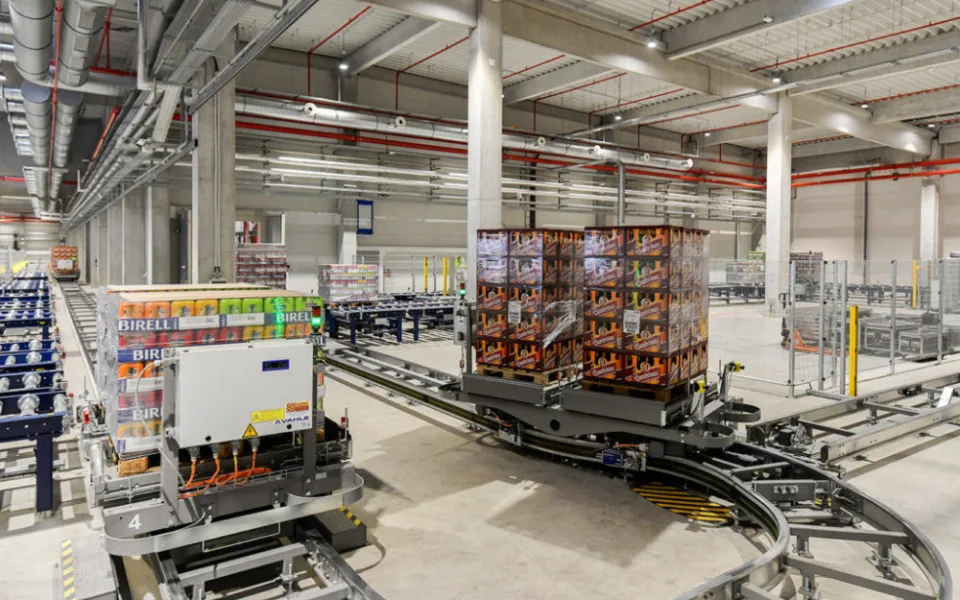 Plzeňský pivovar otevřel plně automatizovaný sklad za 780 milionů