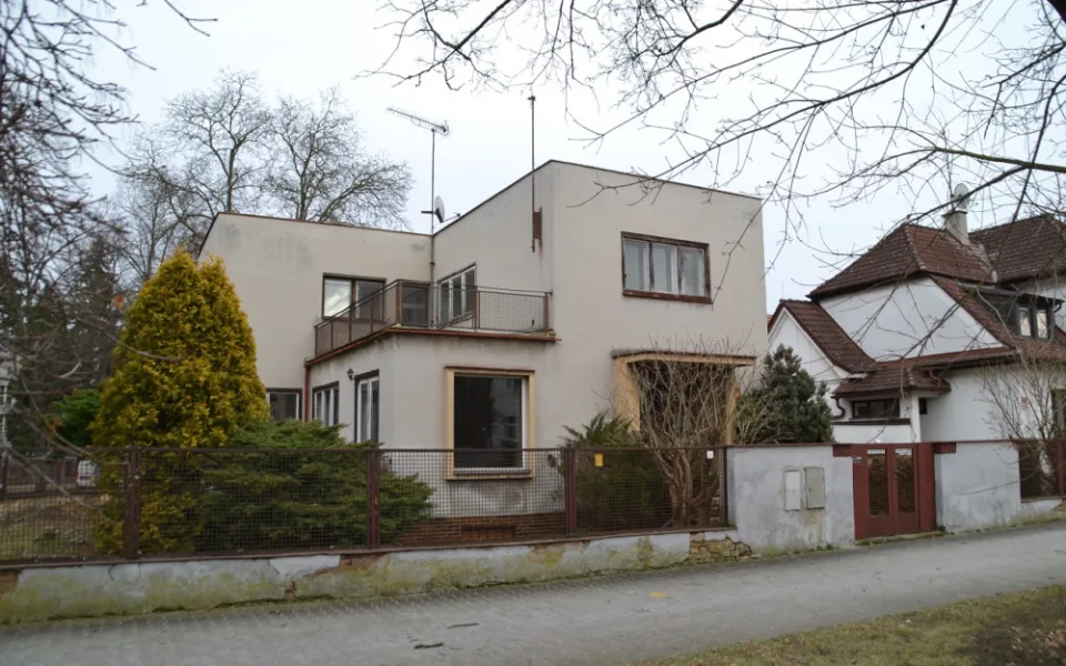 Vila lékaře Jiřího Freunda v Plzni