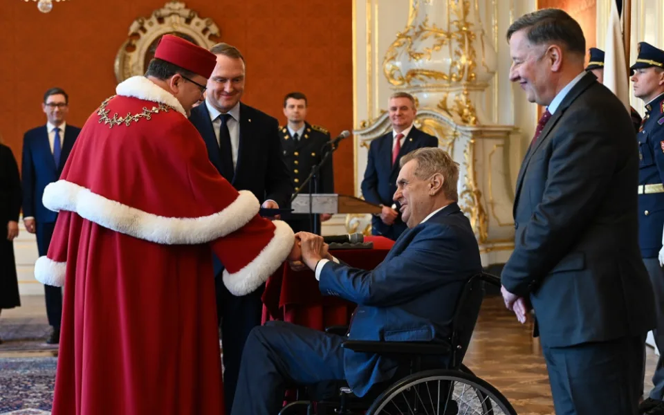 Miloš Zeman jmenoval novým rektorem Západočeské univerzity v Plzni Miroslava Lávičku