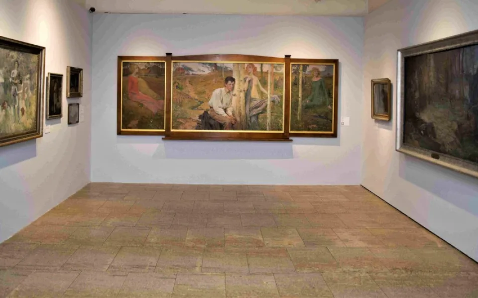 Galerie v Plzni prezentuje nejlepší výtvarná díla ze své slavné sbírky. Vystavuje Muchu, Kupku, Slavíčka, Brožíka i Váchala