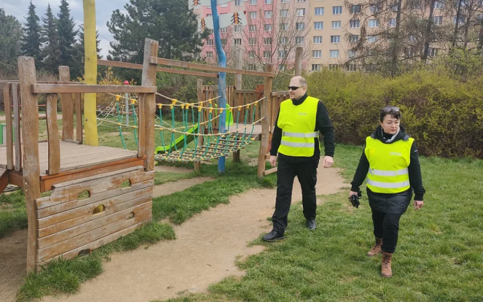 Čtyři Ukrajinci posílili řady plzeňské městské policie na pozici preventistů kriminality. Zaměří se na své krajany
