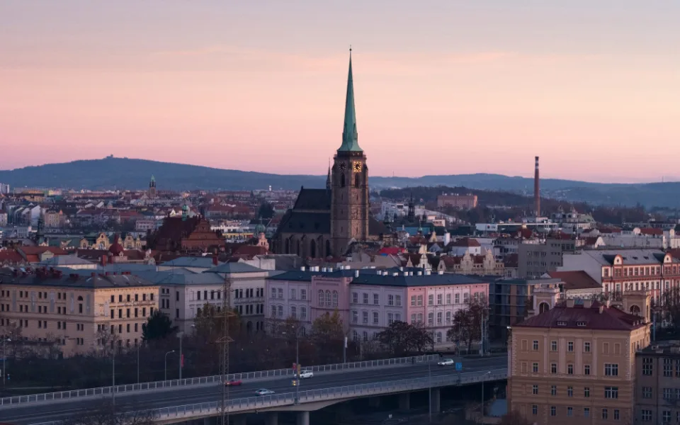 V zimě přenocovalo na území Plzeňského kraje o 23 procent turistů více než loni, nejvíce cizinců přijelo ze SRN