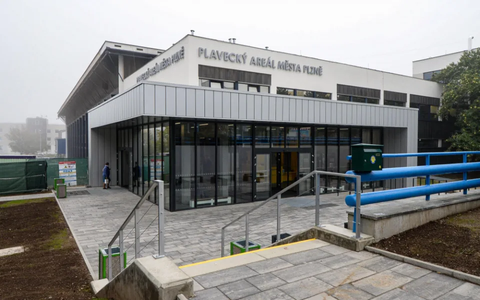 Plavecký bazén v Plzni na Slovanech