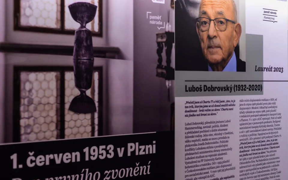 Plzeň ocení in memoriam novináře, diplomata a disidenta Luboše Dobrovského, jeho osud přiblíží také výstava
