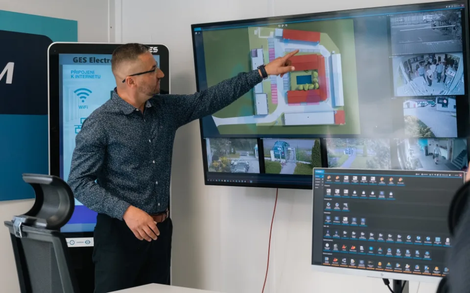 Letní škola pro studenty elektro a energo oborů zdarma