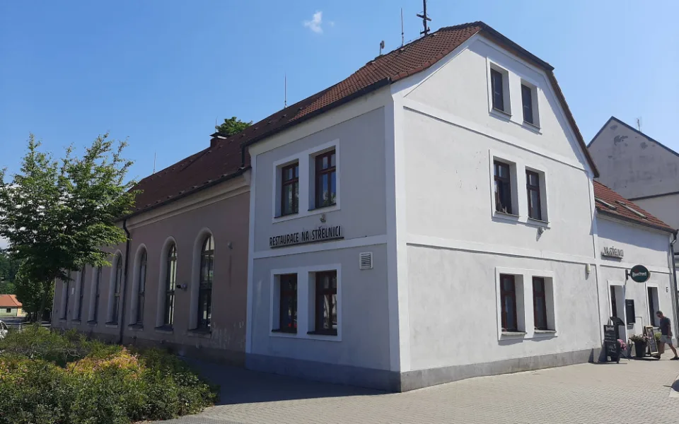 Rokycany zahájily úpravy restaurace a sálu Na Střelnici, dočasní plní funkci společenského centra města