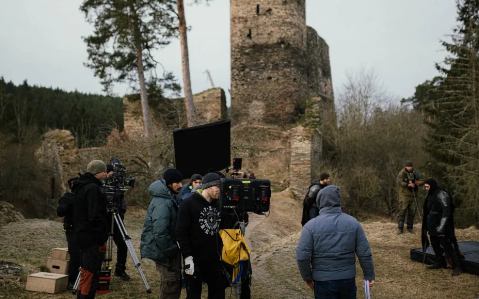 Princezna zakletá v čase 2, lokace: Gutštejn