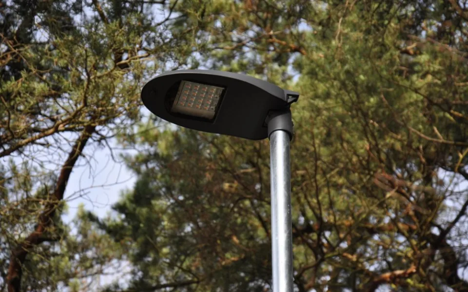 Plzeň vyměnila 2500 svítidel za LED, dík nim spoří 20 až 50 procent elektřiny
