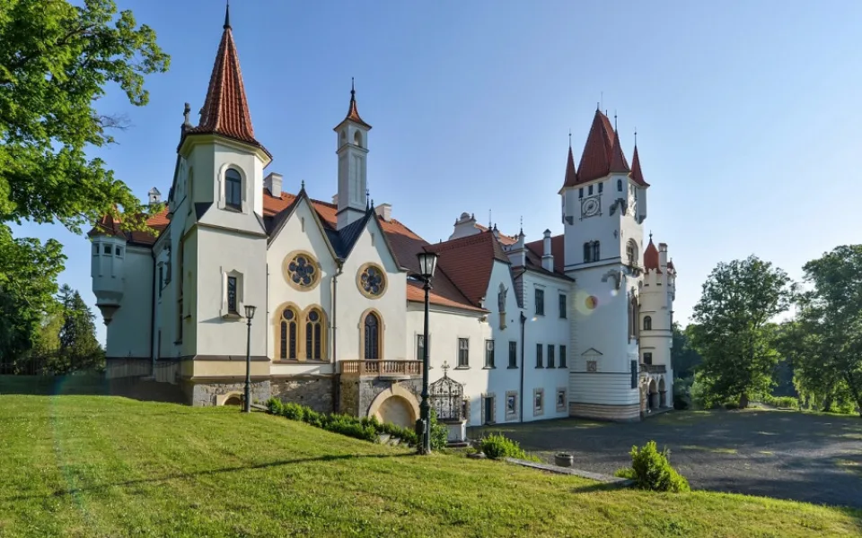 Romantický zámek Žinkovy je na prodej za 200 milionů korun. V minulosti jej vlastnil rod Lobkowitzů nebo rodina Škodů
