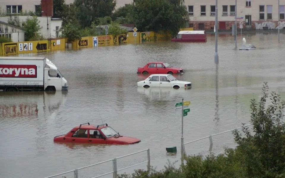 FOTO: Ničivá povodeň obrovskou silou zasáhla před 21 lety Plzeň i okolí. Byli jsme při tom