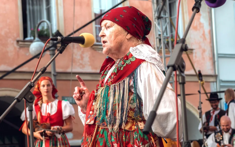 Zemřela legenda chodského folkloru Jana Hojdová, zpěvačku provázela muzika po celý život