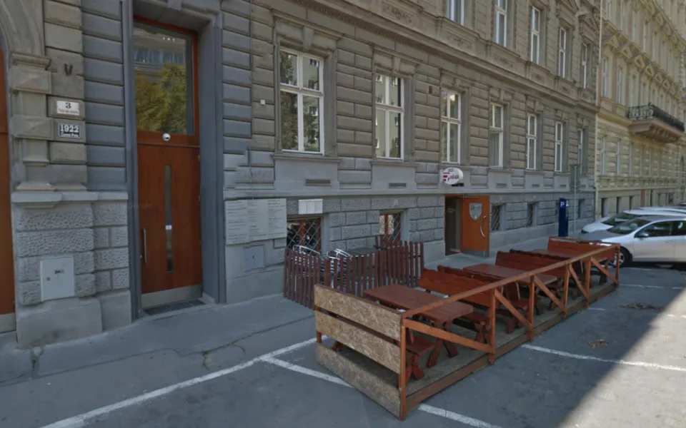 Budova virtuálního sídla firmy.