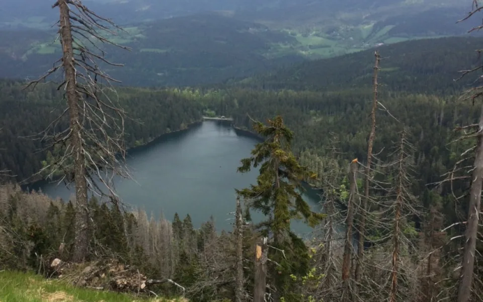 Černé jezero