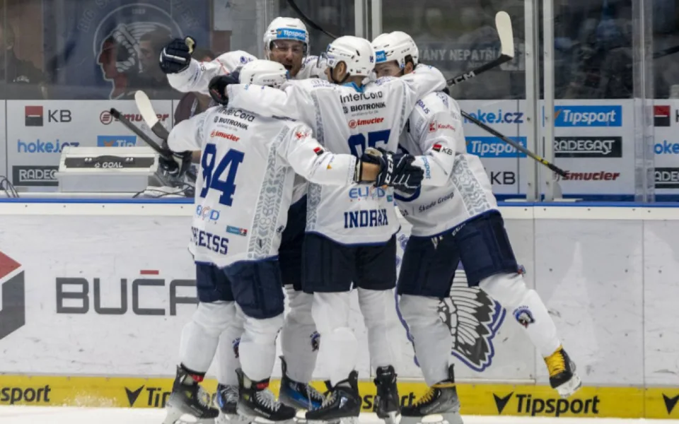 Plzeň doma porazila na úvod hokejové extraligy mistrovský Třinec 3:1 